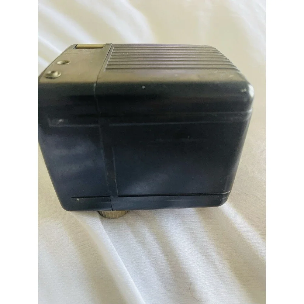 Kodak Brownie Hawkeye Flash Model Vintage 620 Film Camera Made in USA Untested